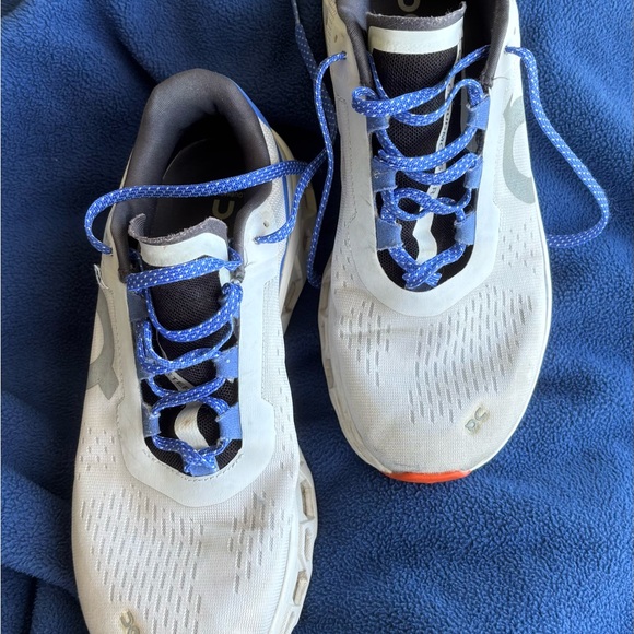 On Cloudtec Women's Athletic Running Shoes - White/Blue - Picture 2 of 5